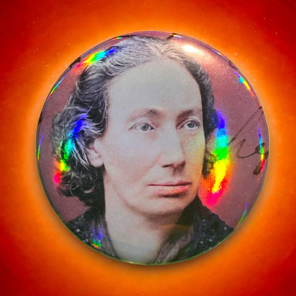 Badge holographique Louise Michel