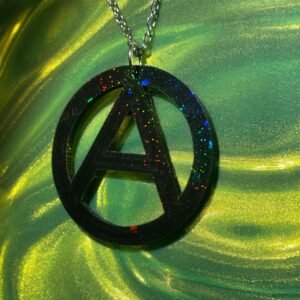 Pendentif Symbole Anarchiste — Impression 3D PETG Noir 38mm/1,5in. | Effet Holographique | Bijou Fait Main | attaches plaquées argent