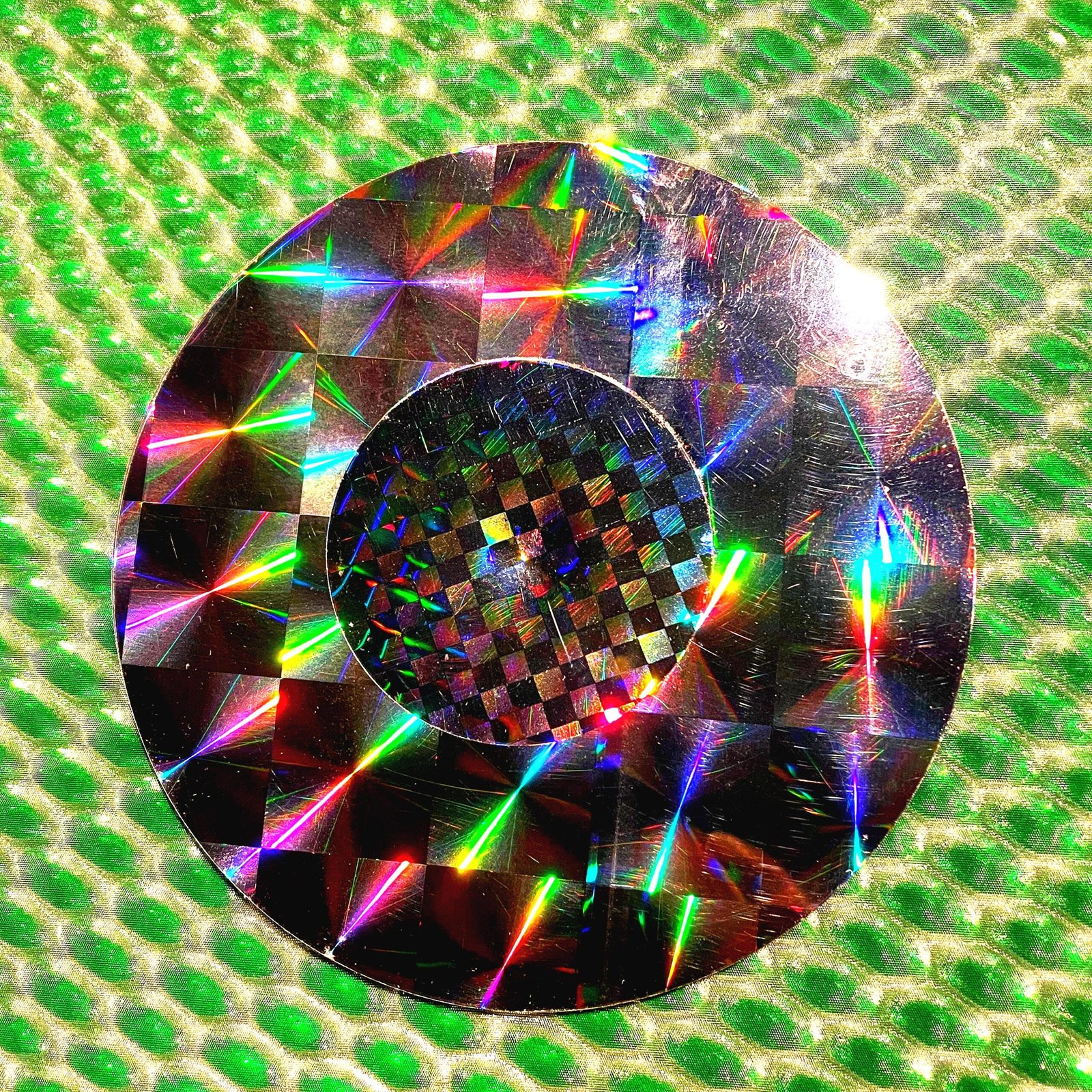 Toupie Laser Dazer vintage – Jouet holographique années 90 | Effets arc-en-ciel & illusion 3D | Ø 9,8 cm (3.85") – Image 2