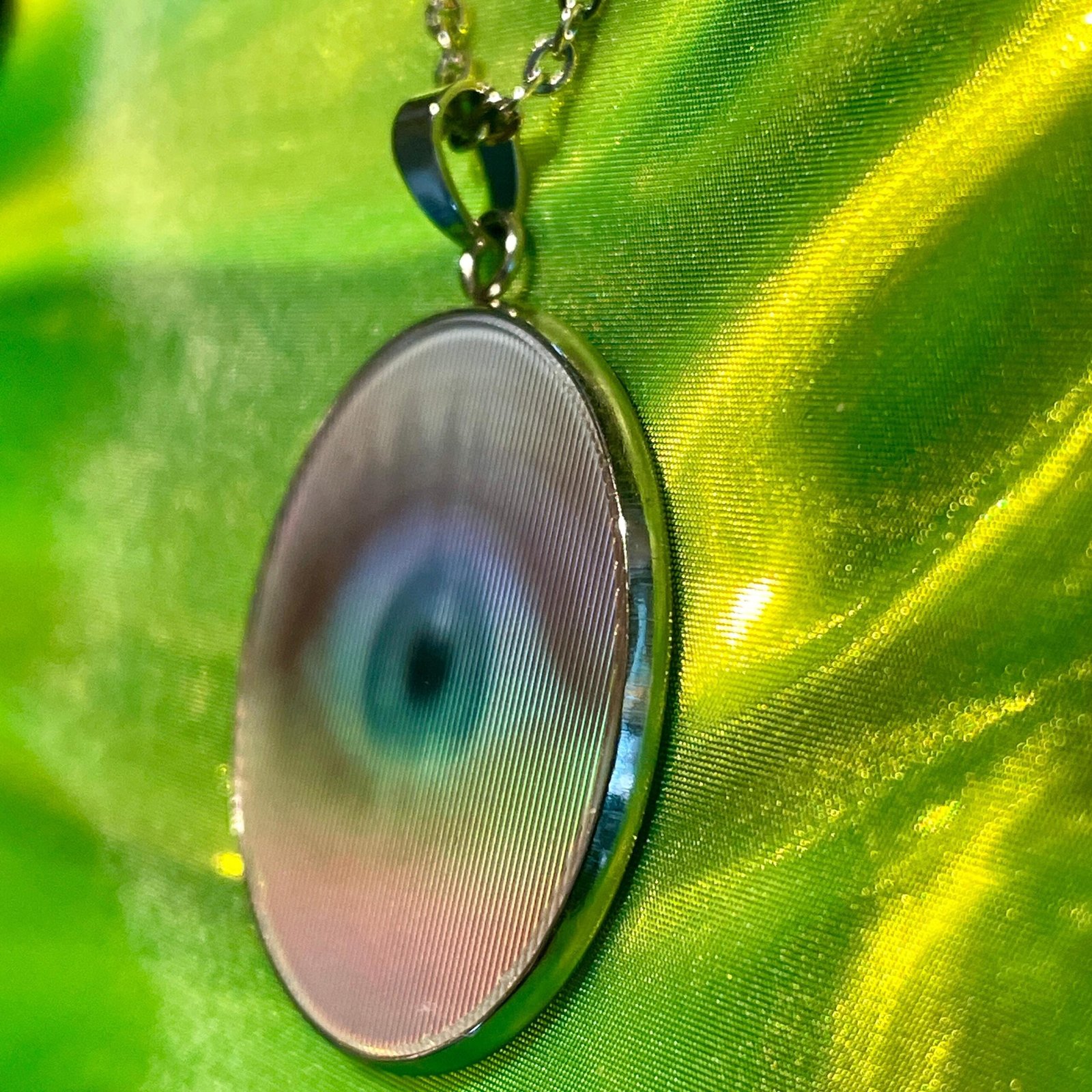 Pendentif lenticulaire de mon oeil clignant animé 30 mm/1,18 pouces, image lenticulaire artisanale sur base acier – Image 4