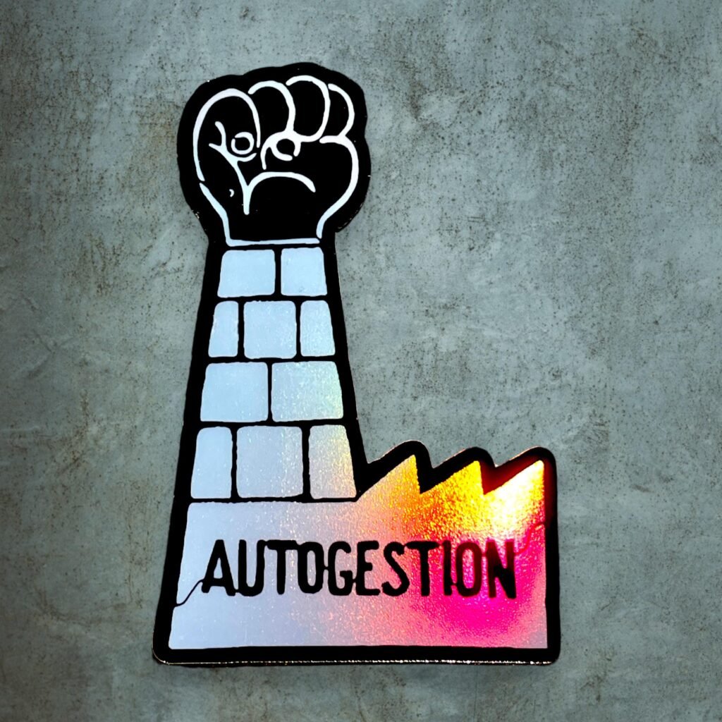 Autocollant autogestion holographique – poing levé Mai 68 – Vinyle Holographique Laminé 8 cm – Sticker Historique & Politique